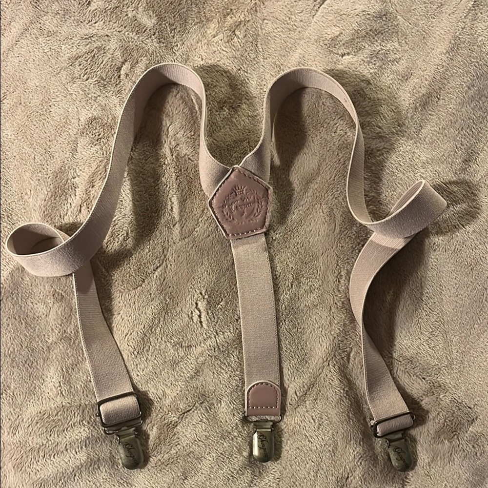 Girls cream rose suspenders. new.